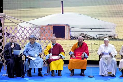 Pope joins shamans, monks and evangelicals to highlight Mongolia’s faith diversity